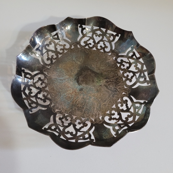 Vintage Silver Plated Pierced Footed Candy Dish - Picture 3 of 7